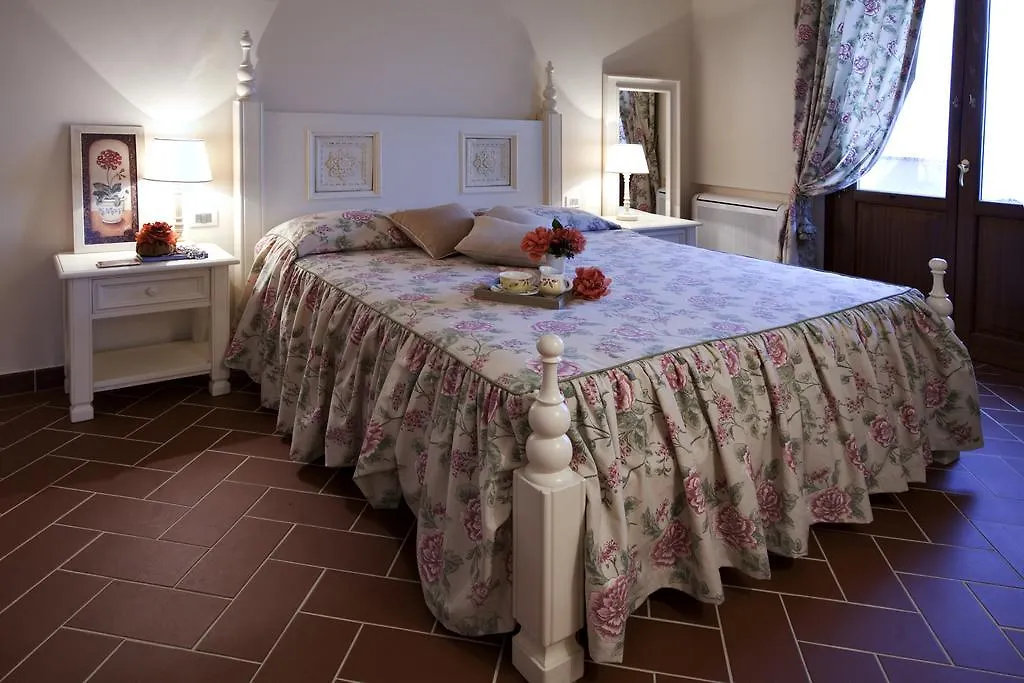 Tenuta Quadrifoglio Gambassi Terme Aparthotel