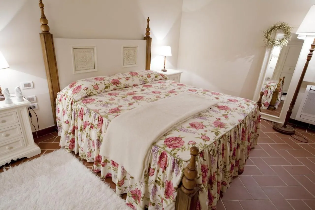 Tenuta Quadrifoglio Gambassi Terme Aparthotel